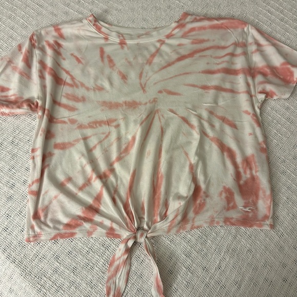 2 piece set (Hollister) - Picture 3 of 9